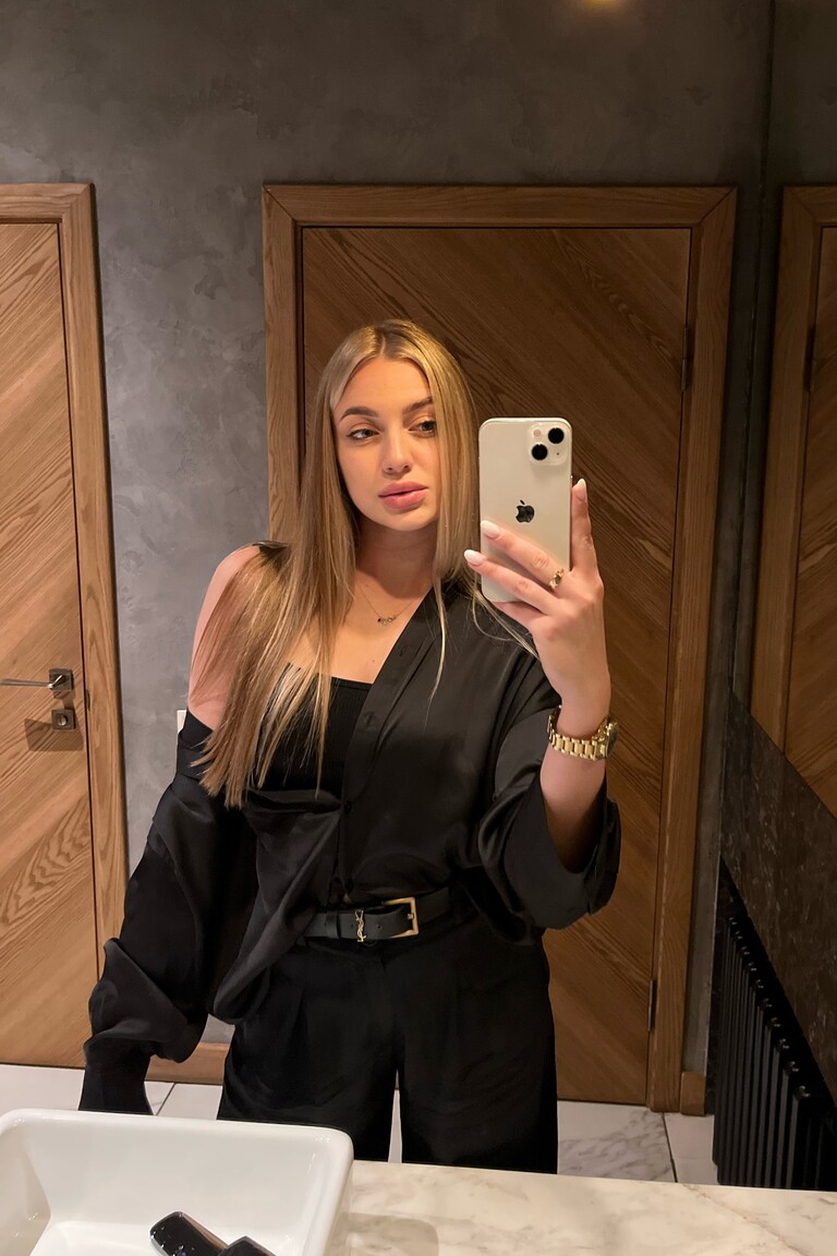 Victoria international dating website