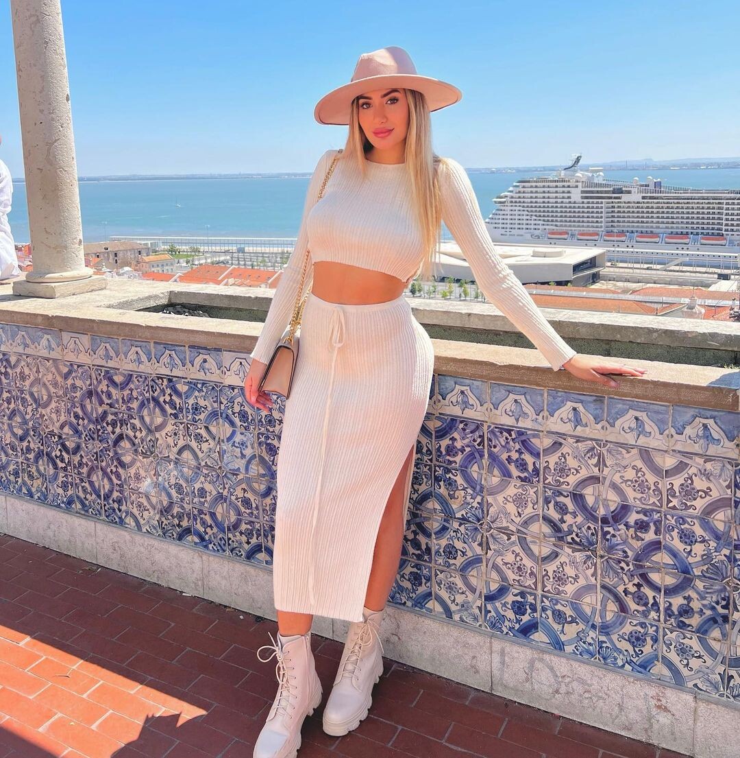 Carla mauritius brides dating