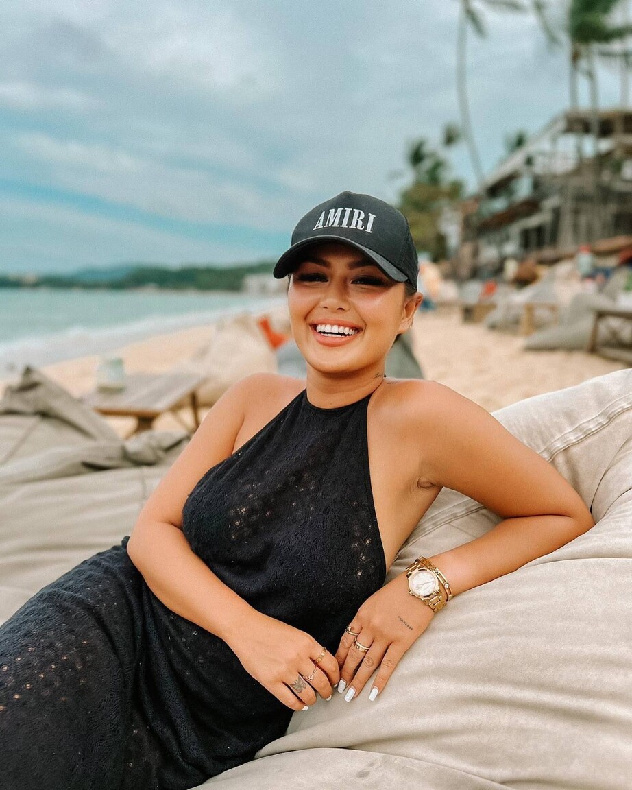 Melinda indonesian brides dating site