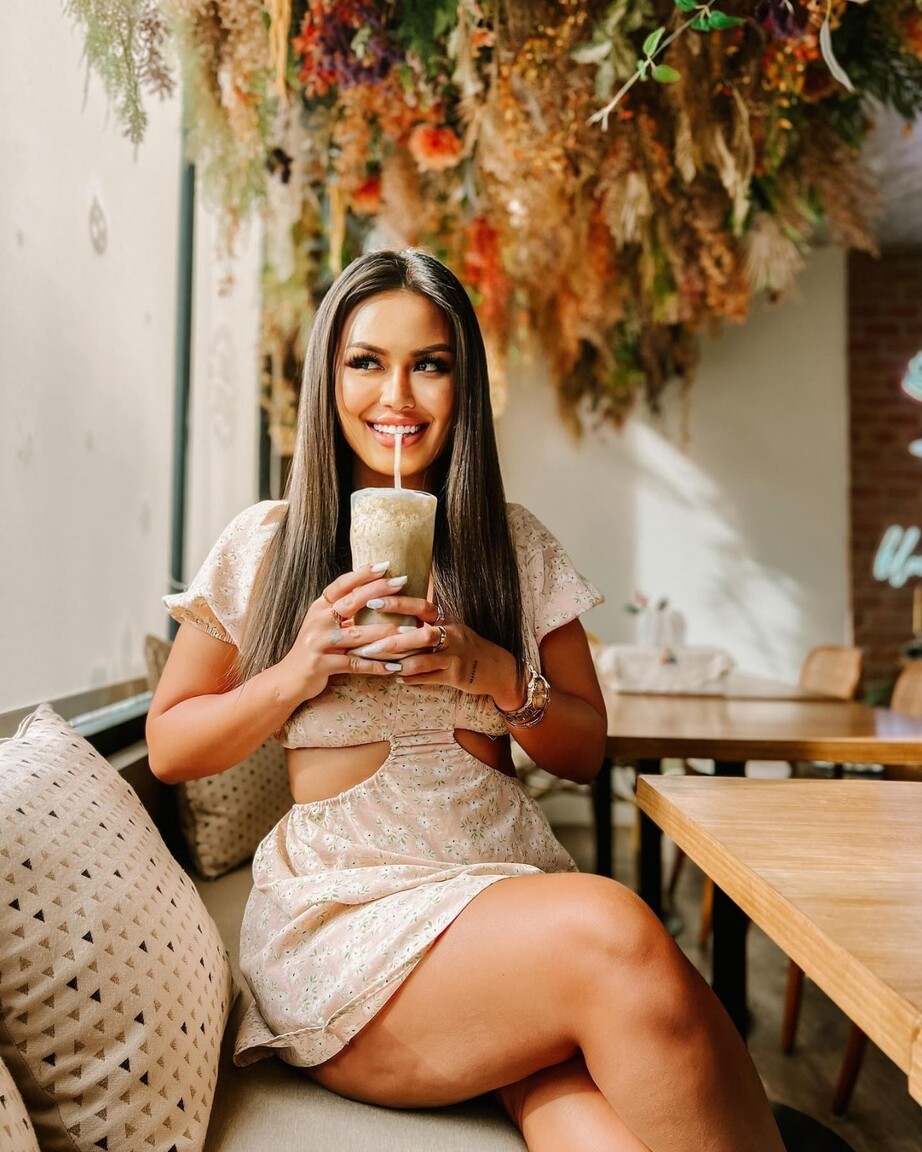 Melinda indonesian brides dating site