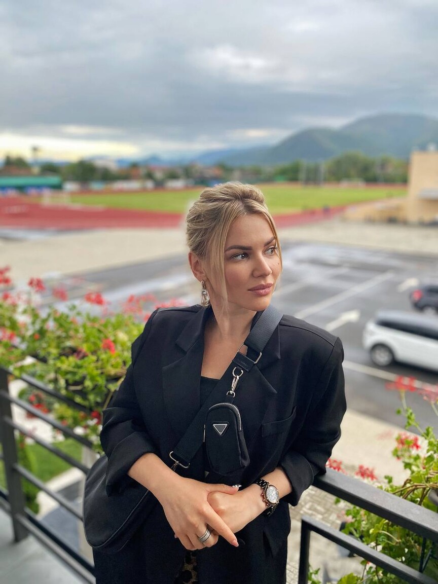 Julia international dating forum