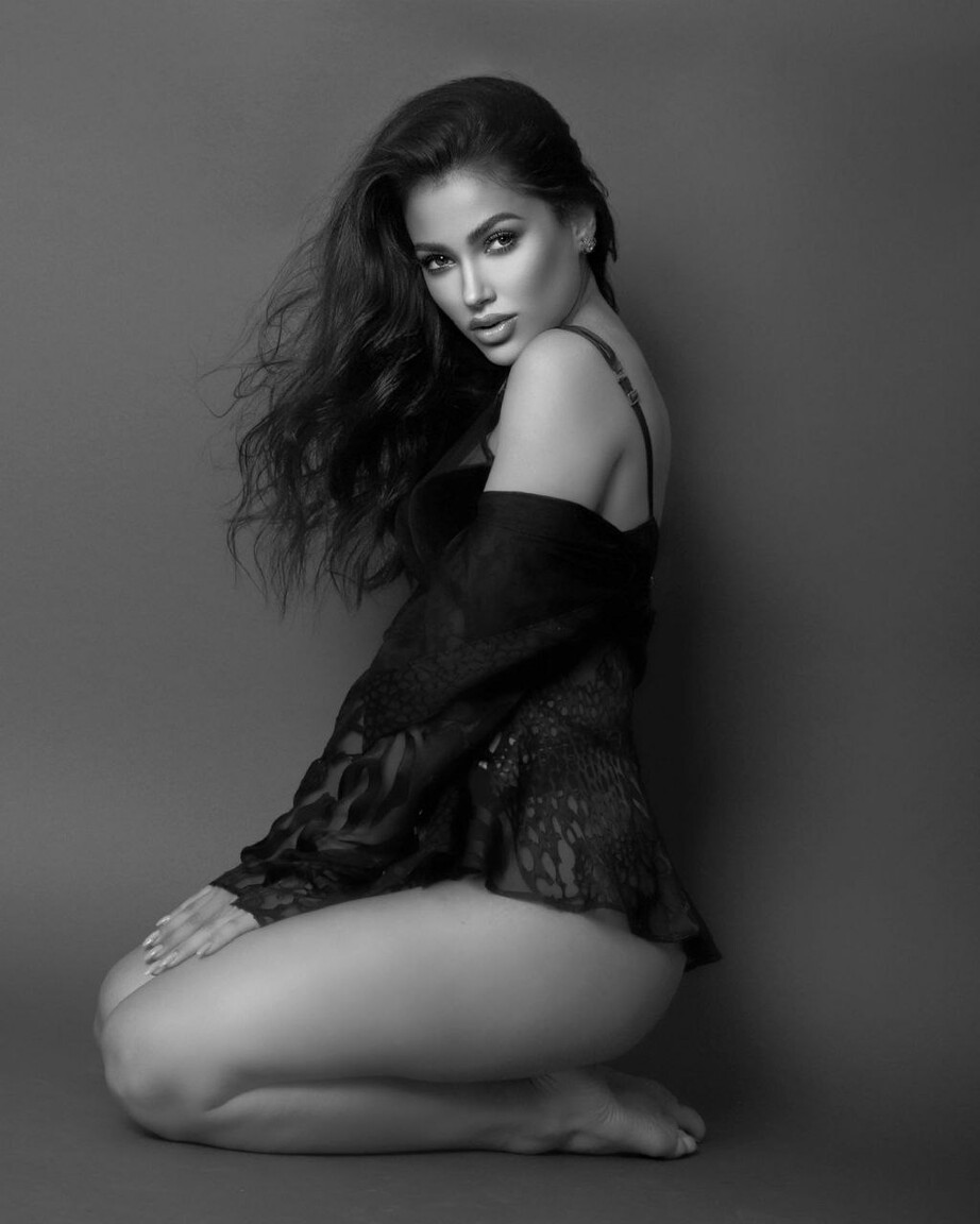 Alline international dating london