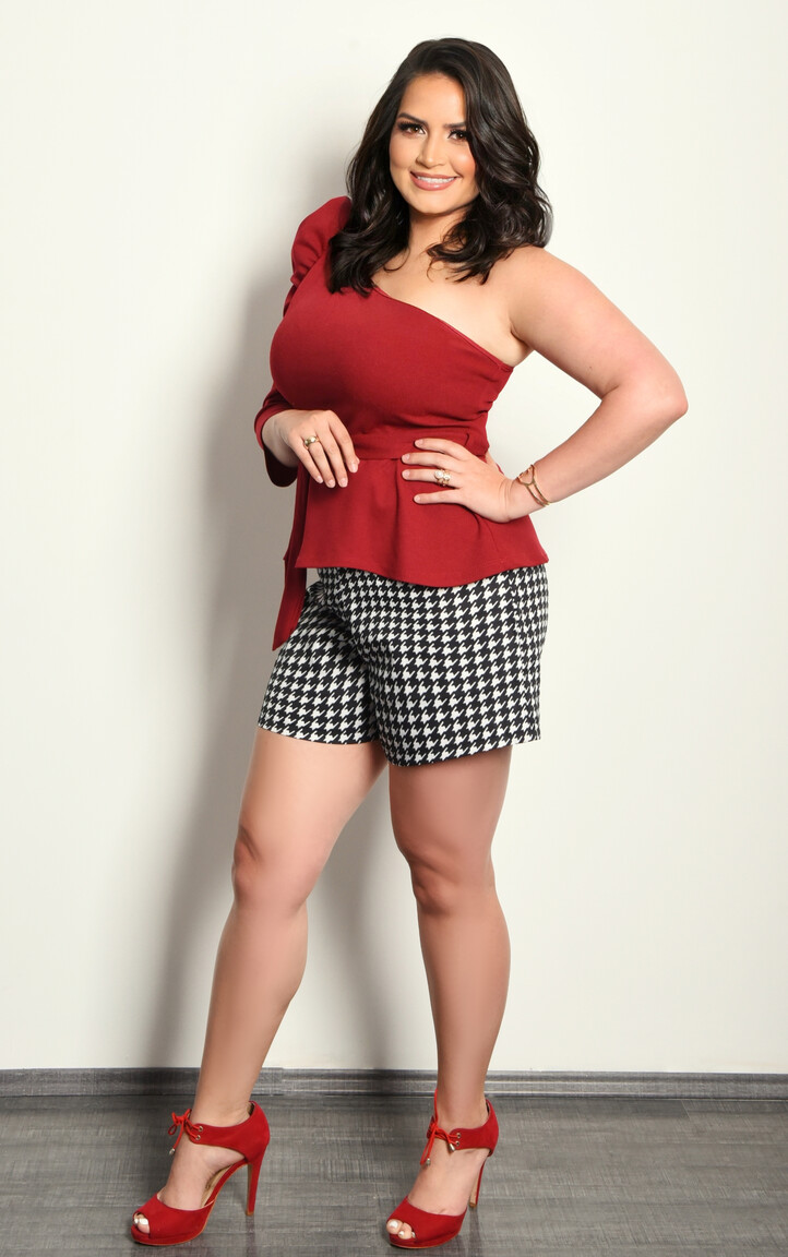 Victoria international dating over 40