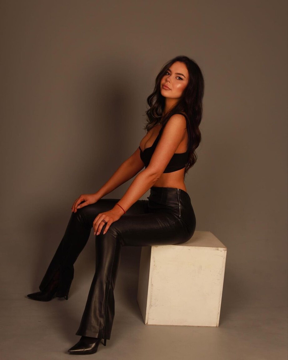 Anna israeli brides dating