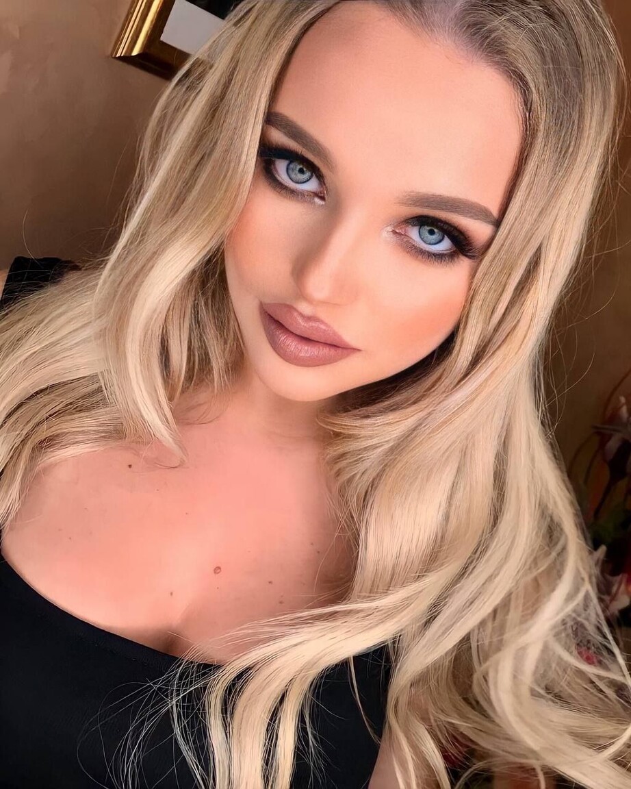 Emilia uzbek brides dating