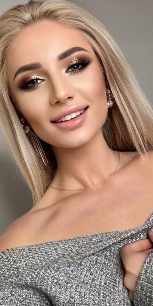 Valeria international dating uk