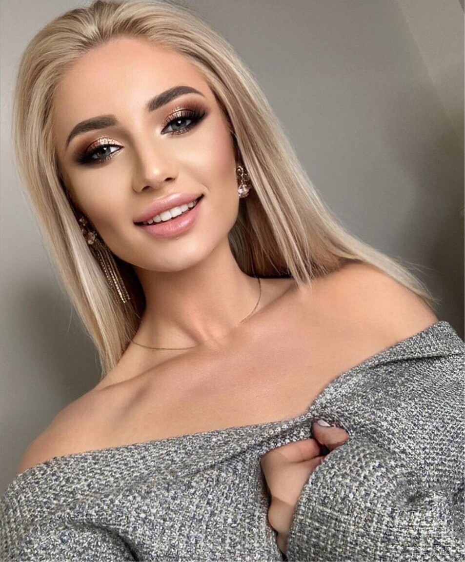 Valeria international dating uk