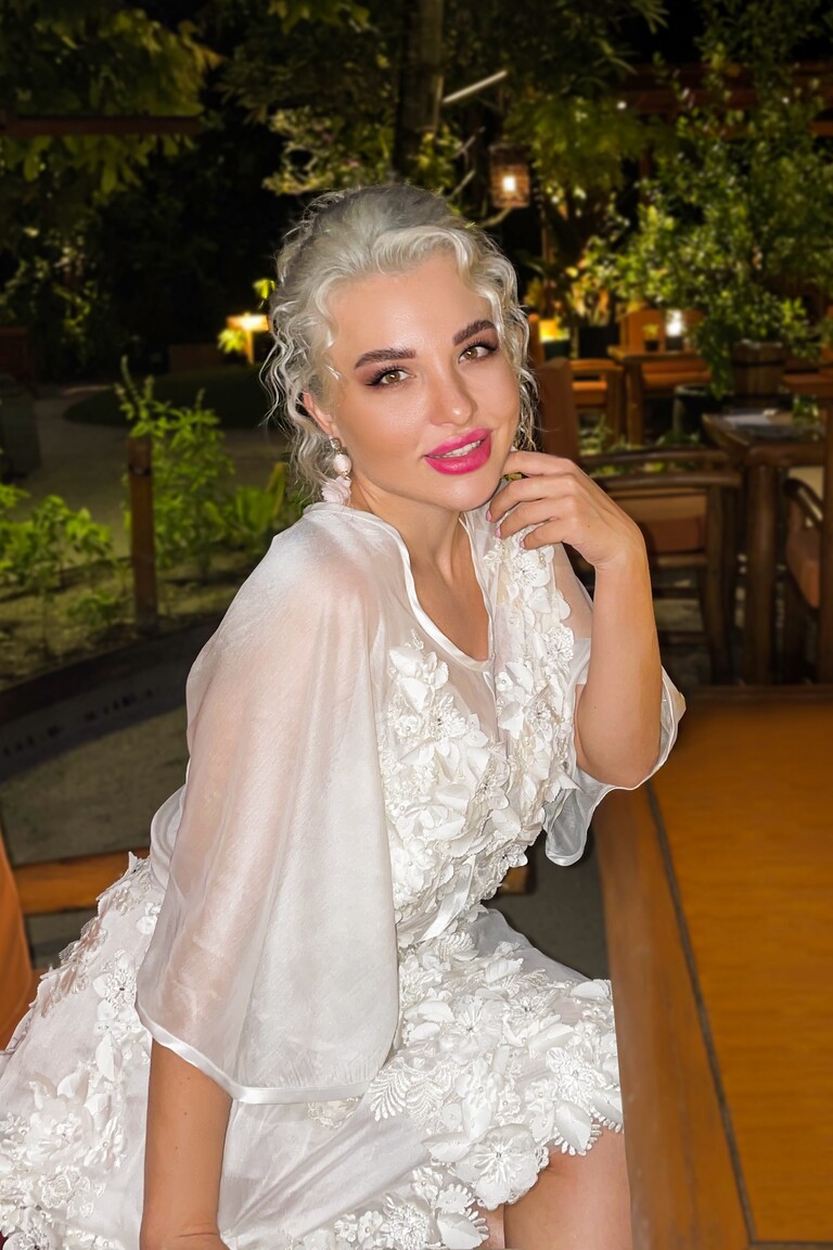 Alina israeli brides dating