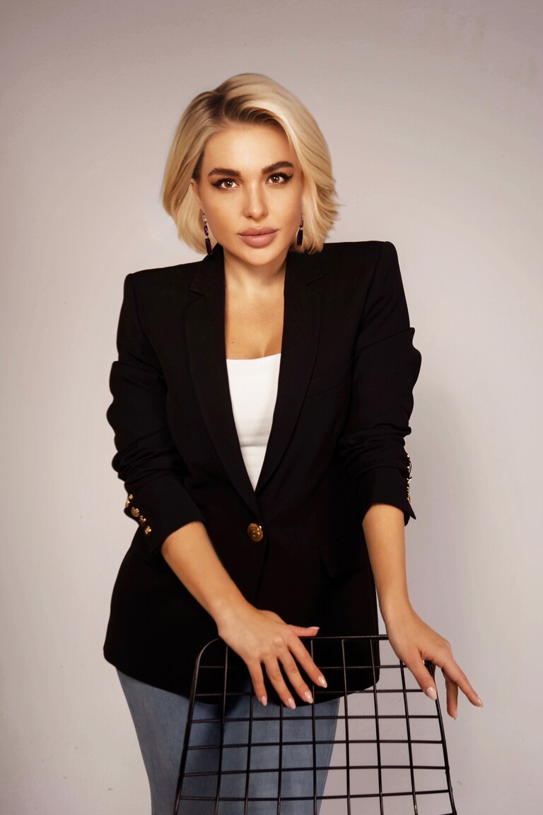 Alina israeli brides dating