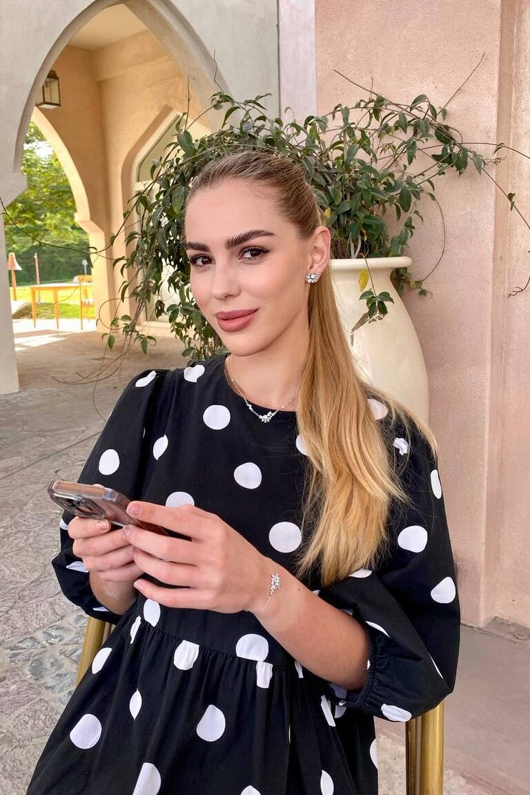 Anna victoria brides dating site