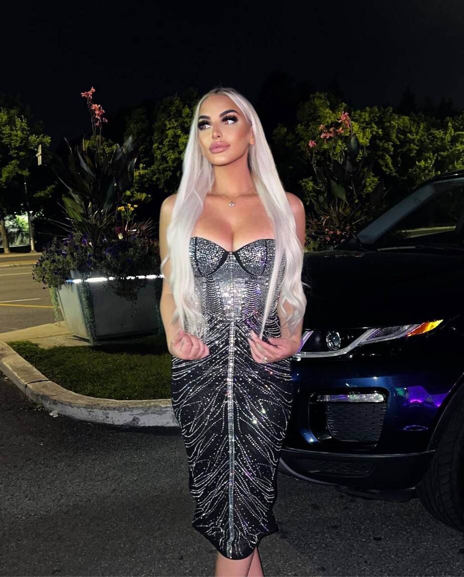 Sabrina an international dating site