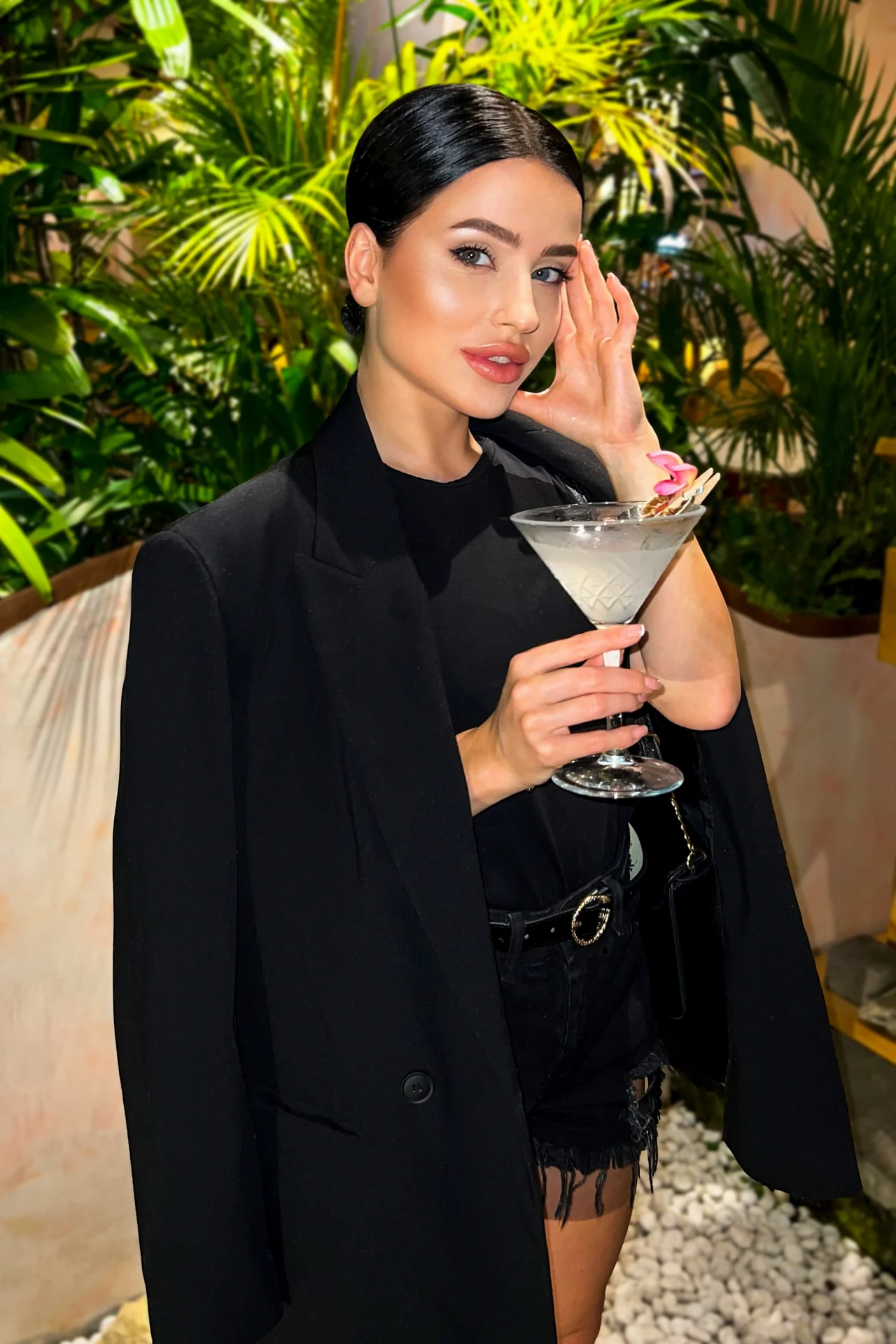 Anna bride date movie