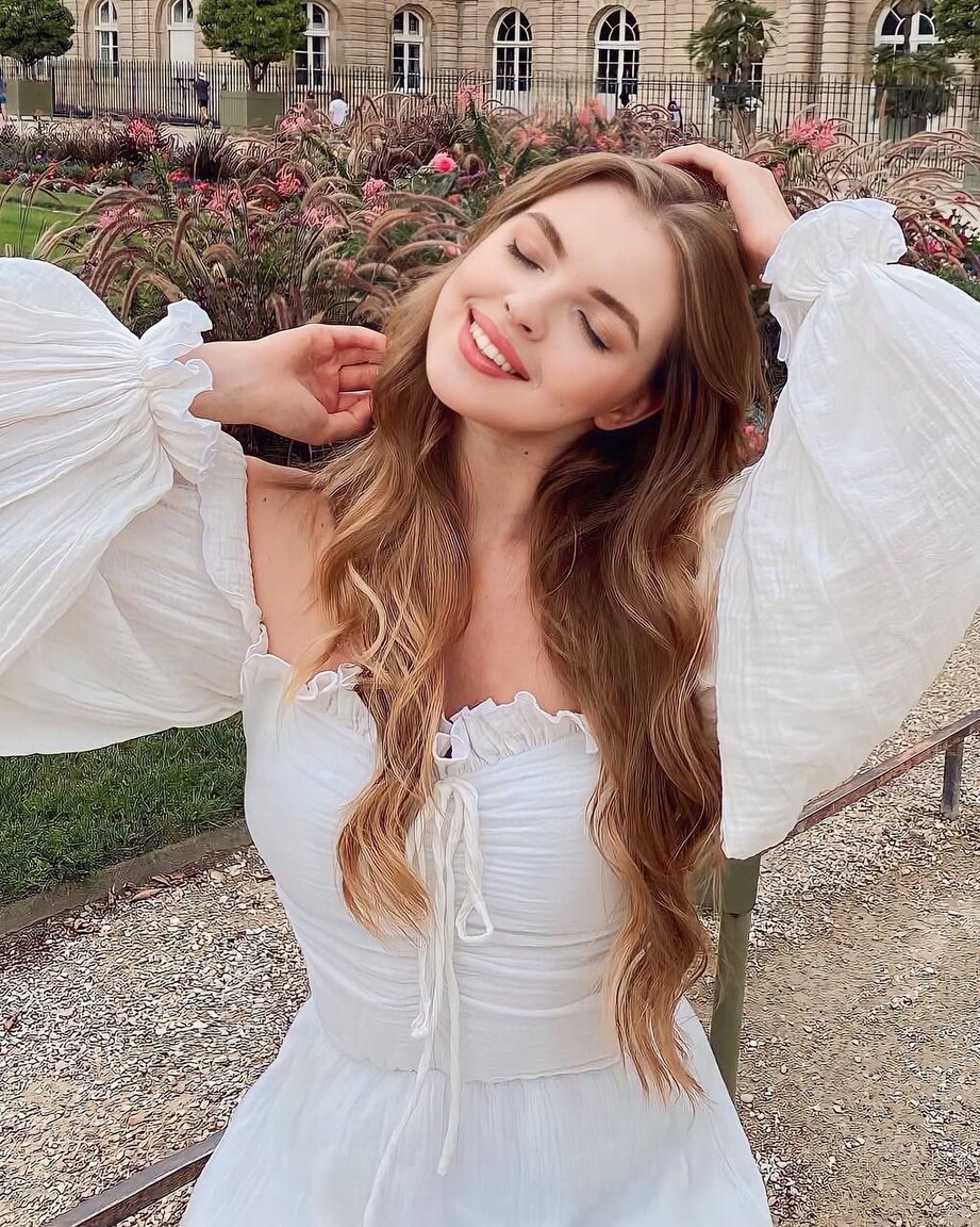 Oleksandra date of bride