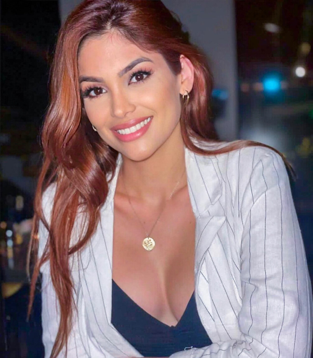 Giovanna international dating experience