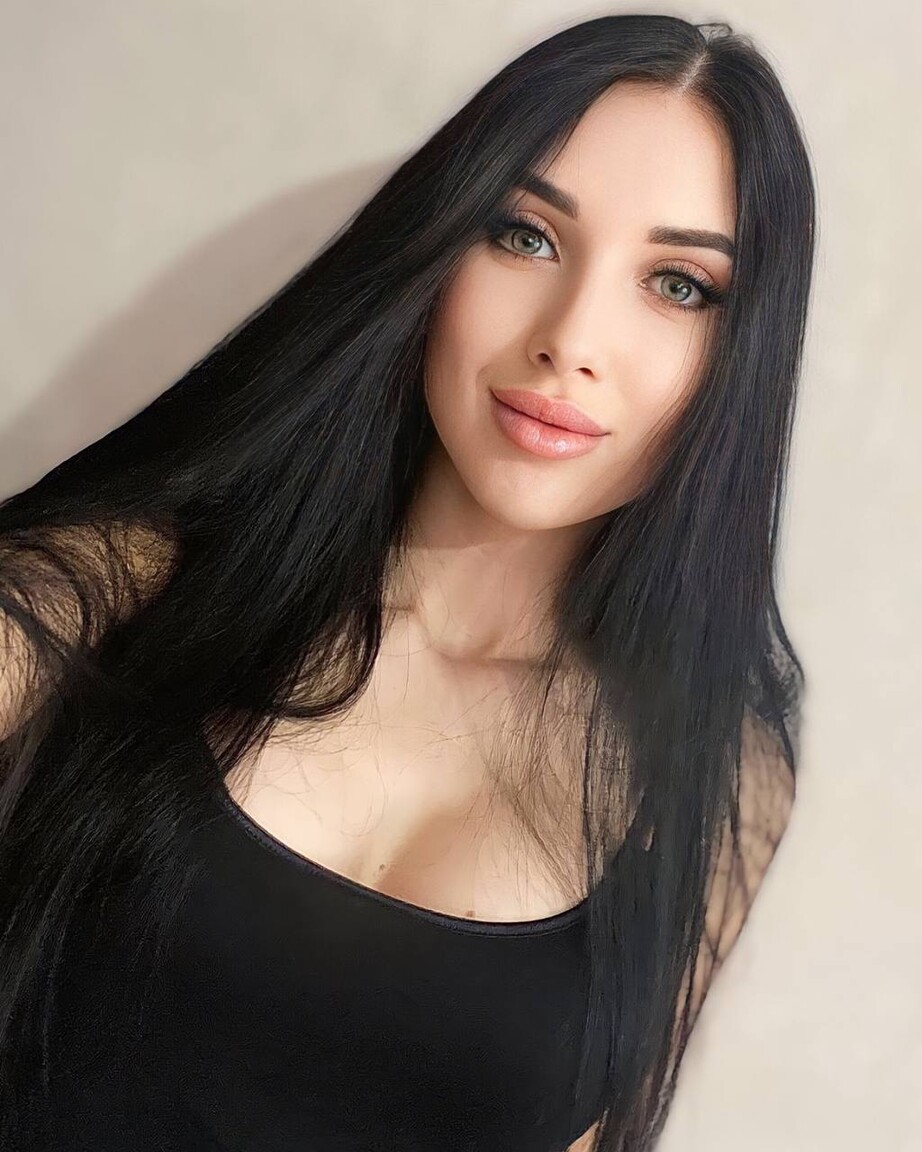 Irina international dating romania
