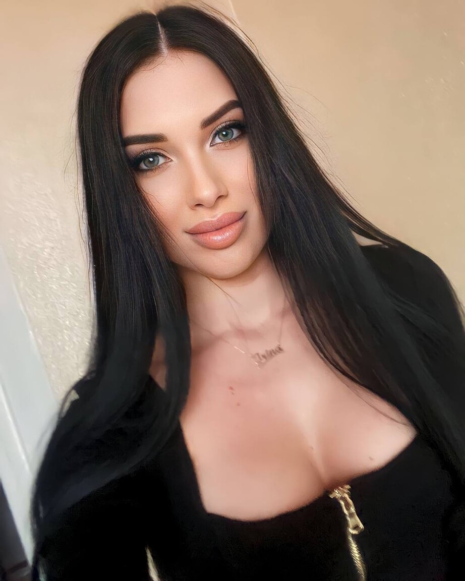 Irina international dating romania