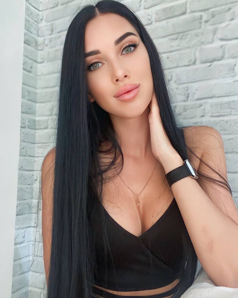 Irina international dating romania