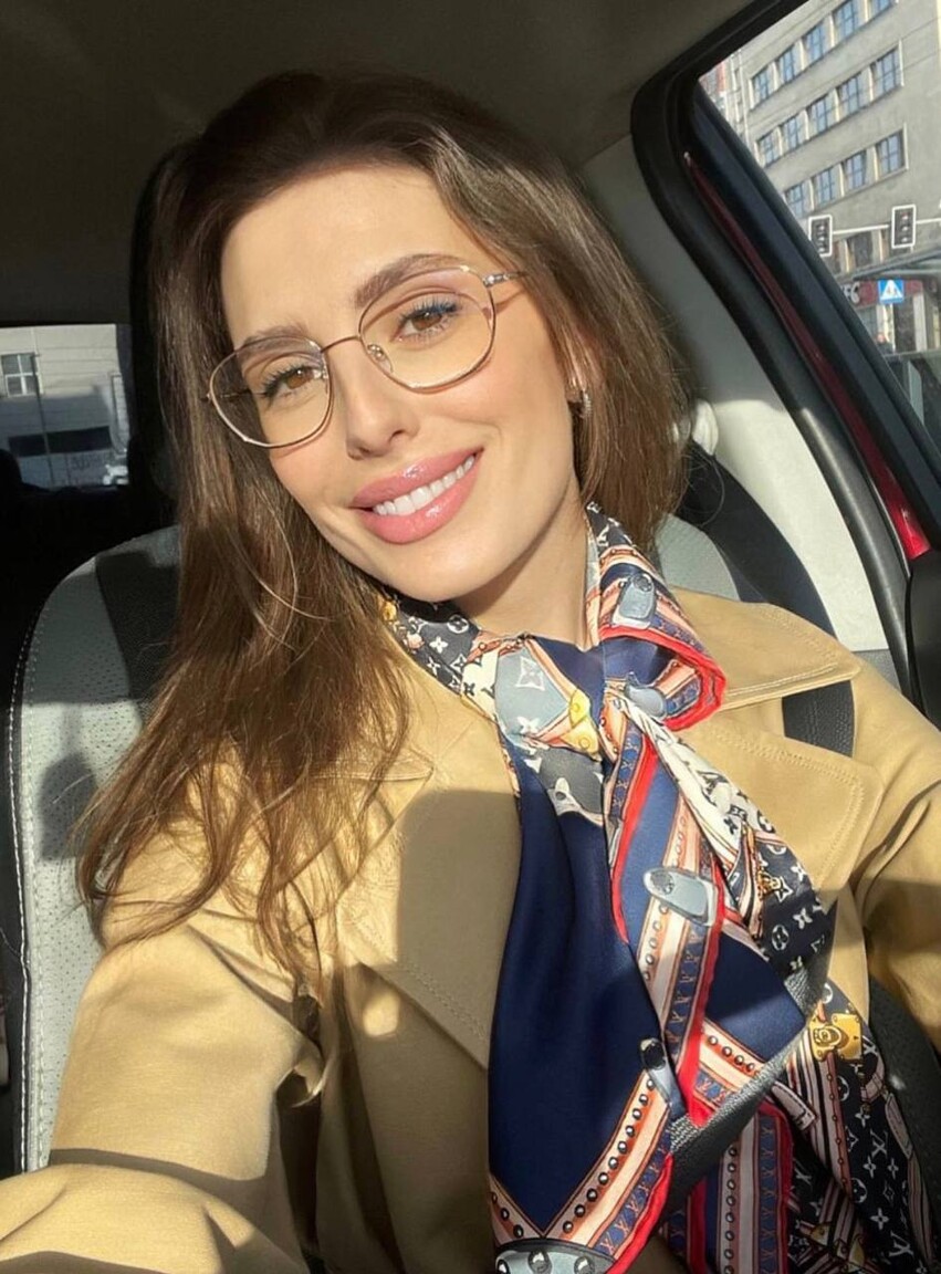 Nicole international dating usa