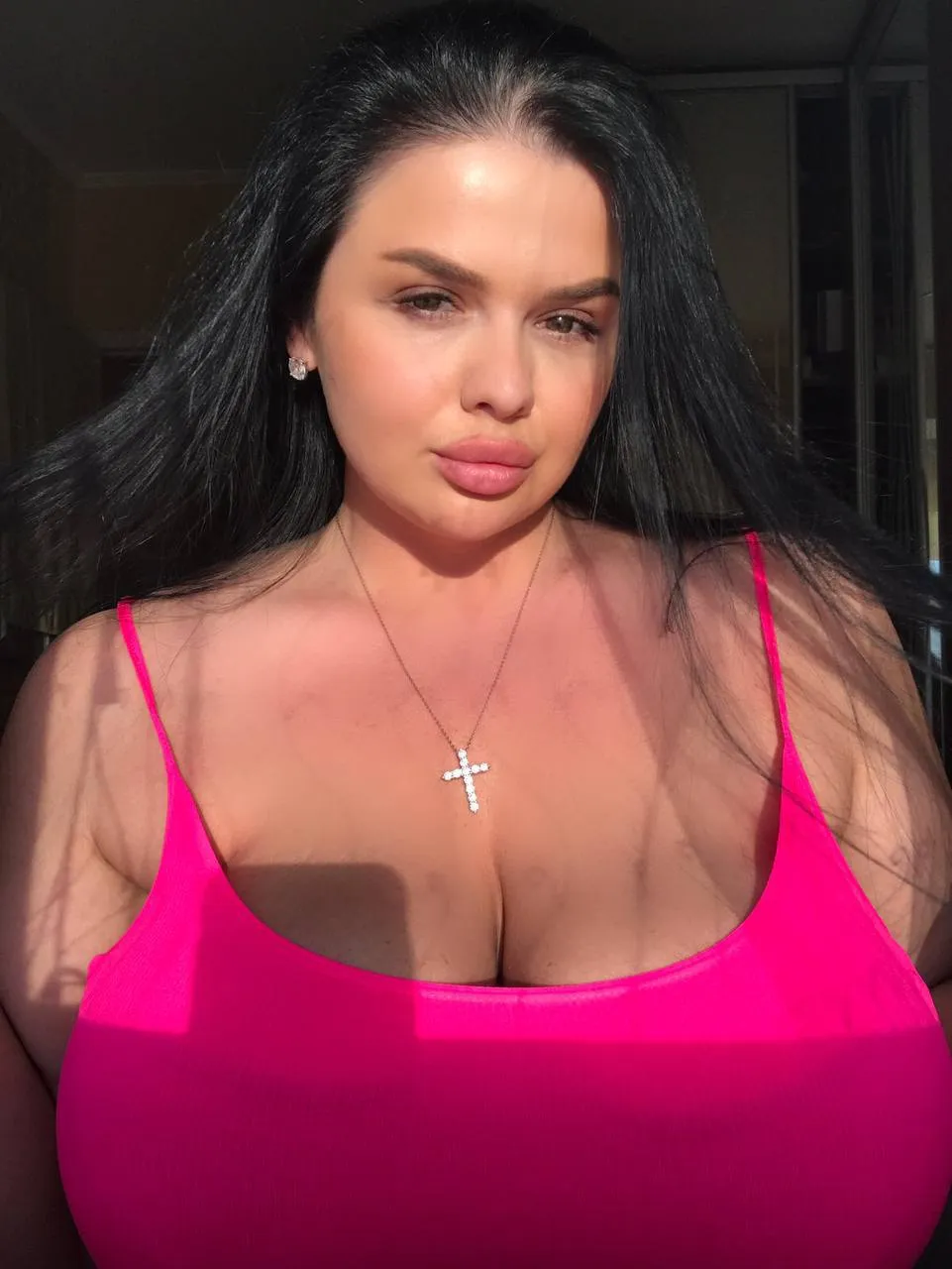 Kris date of bridesmaid