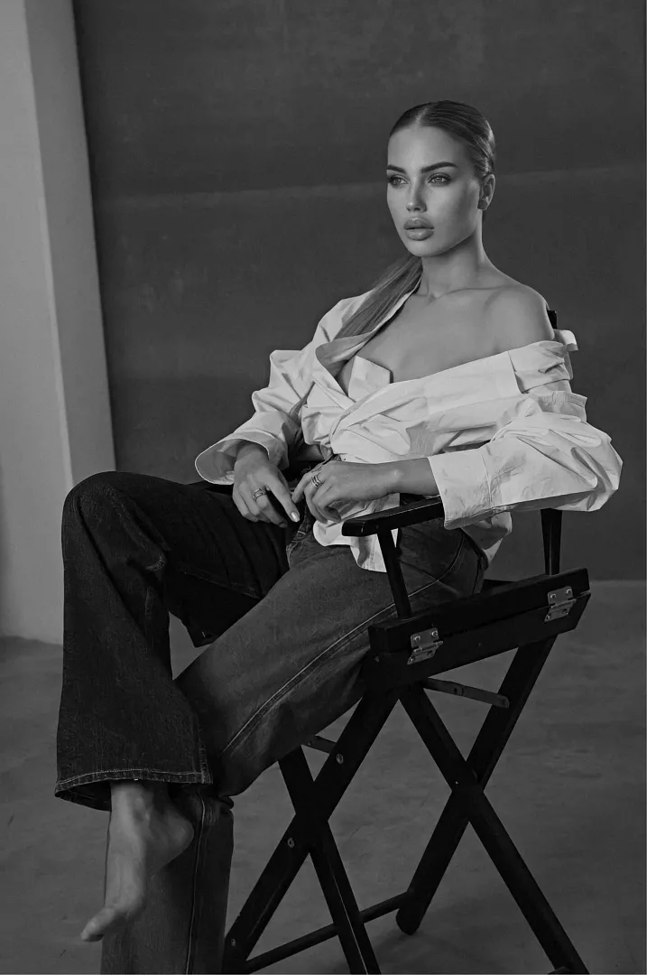 Alina dating internationally