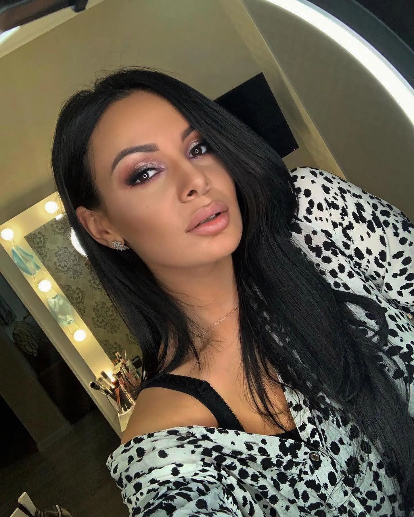 Anastasia dating internationally online