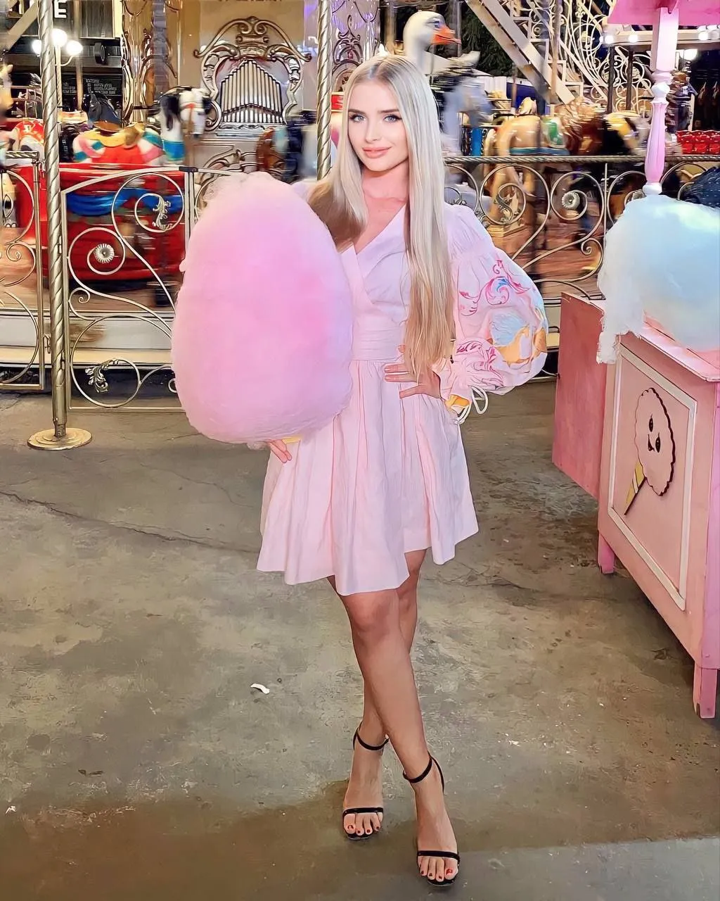 Maryna international dating paris