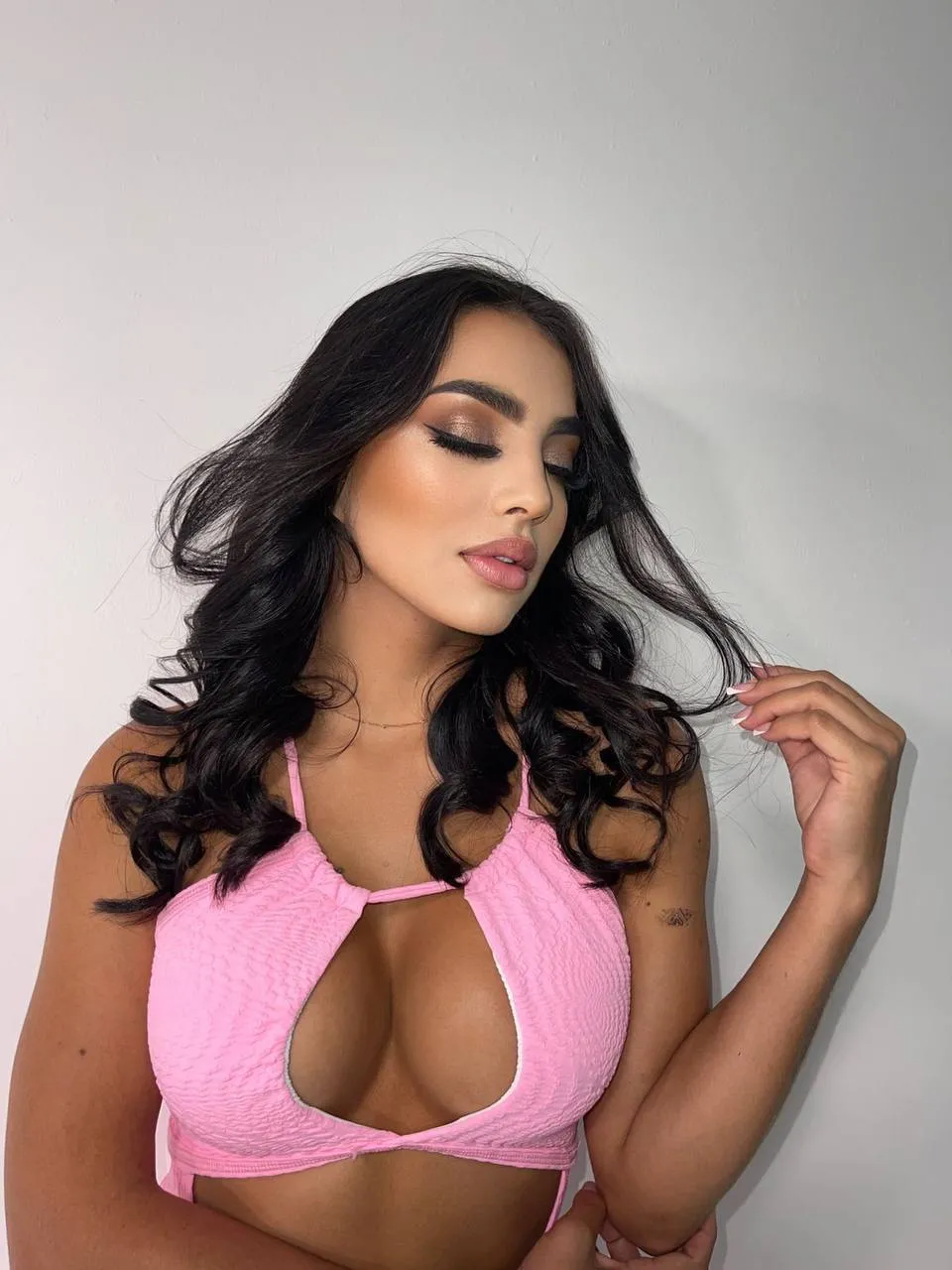 Alexa blind date bride jillian hart