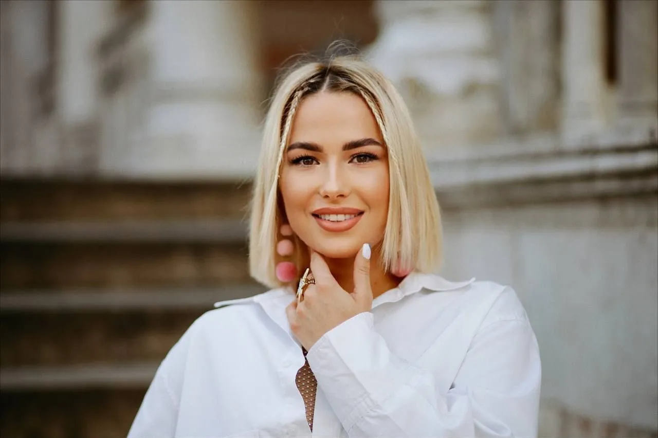 Diana  international dating sites italy