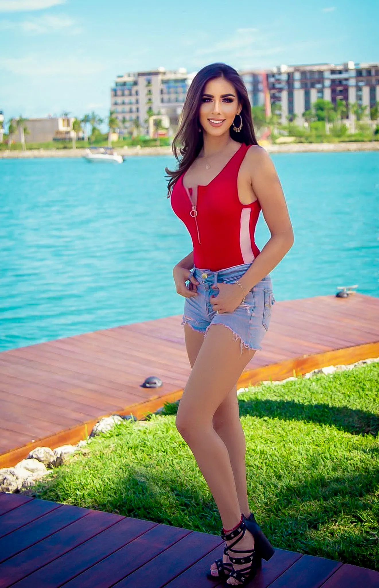 Alejandra international hiv dating sites