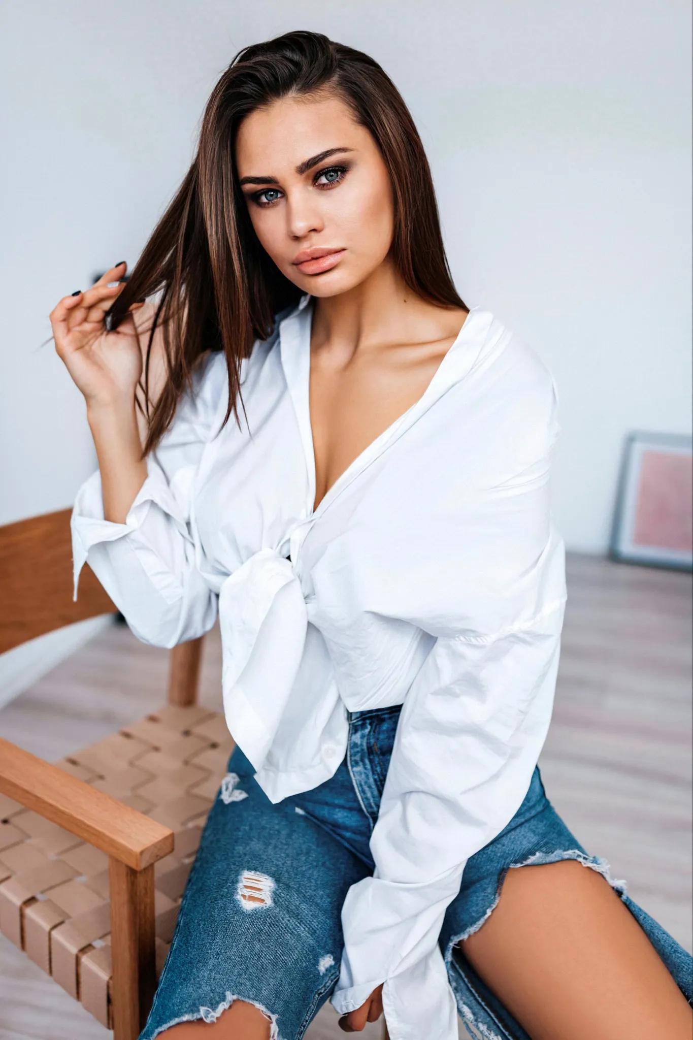 Alina international dating page