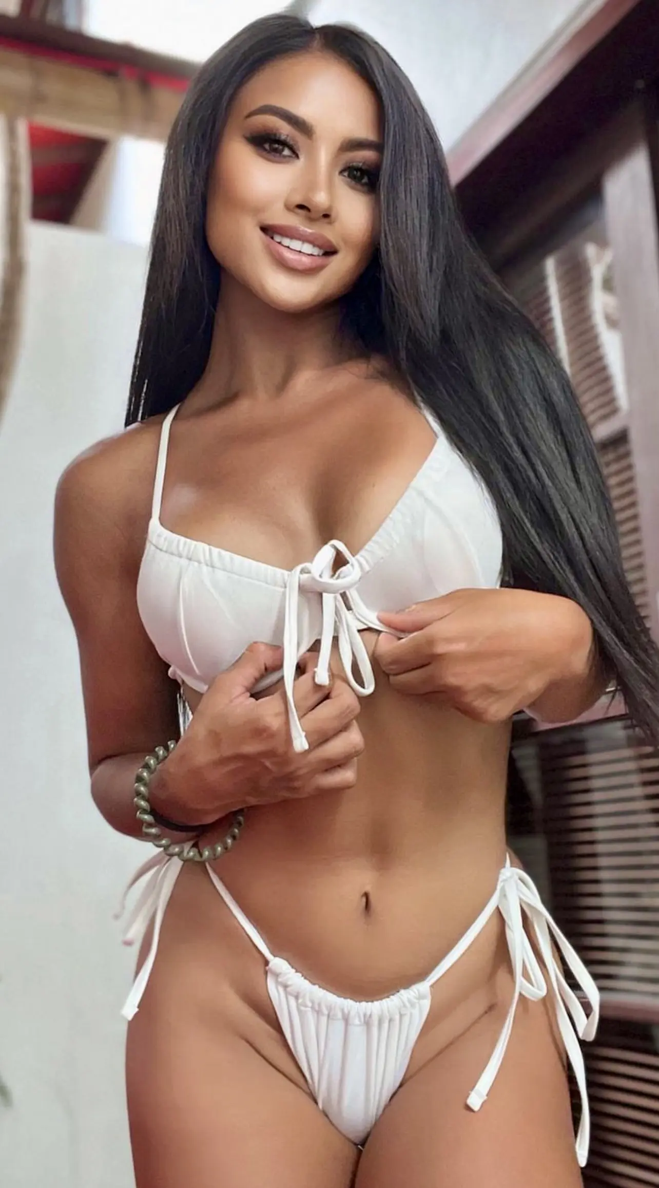 Chatlada brides bay dating ladies online