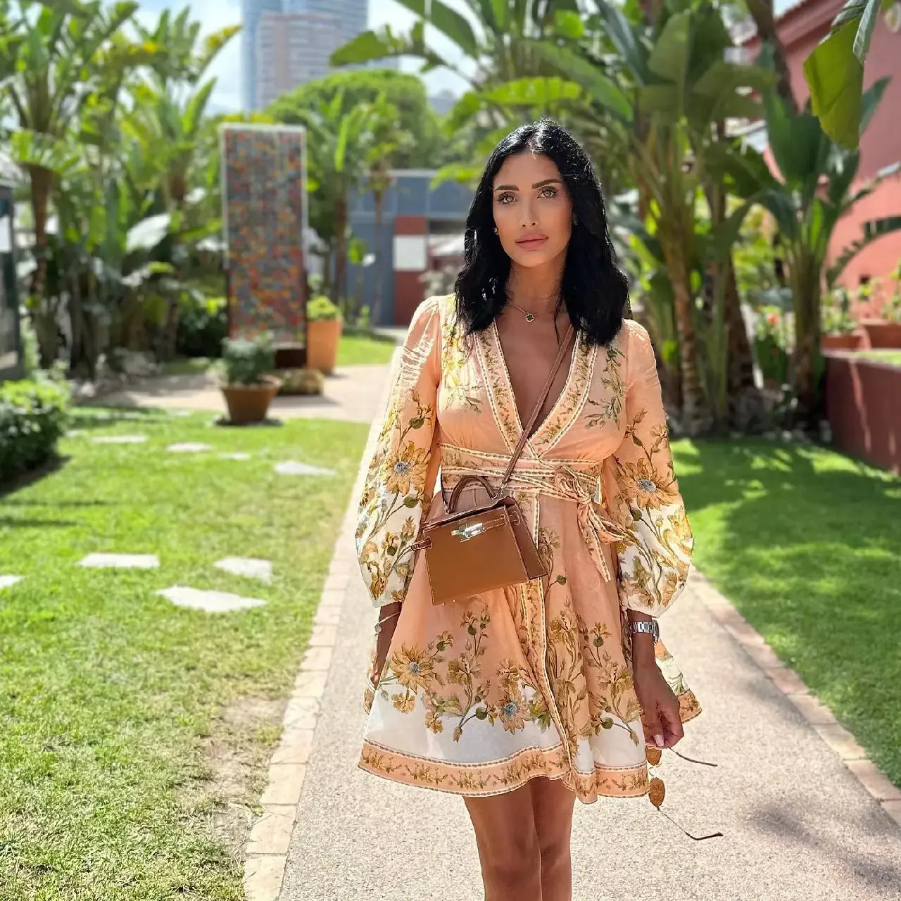Alice elite dating international
