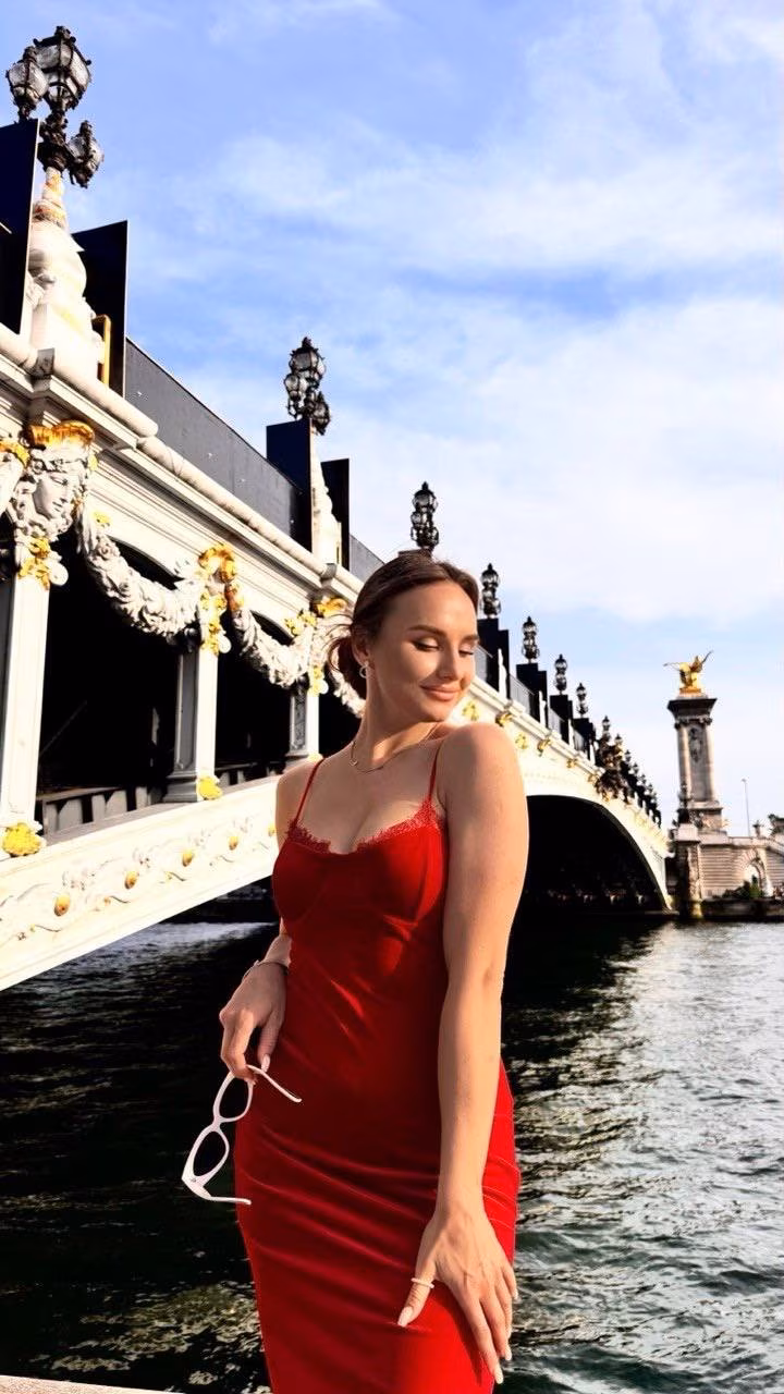 Oksana 31 Frankfurt am Main Germany gloria brides dating