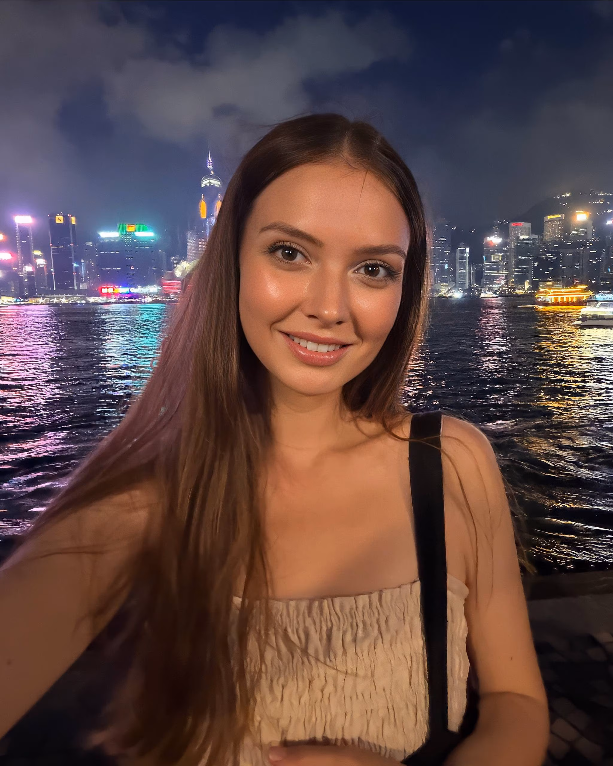 Alina 28 Bangkok Thailand international dating agency